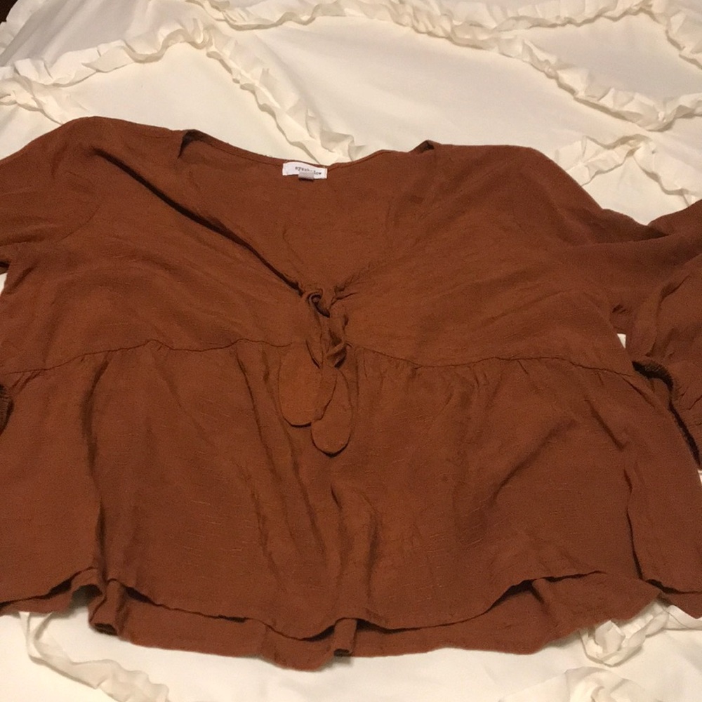 Size xl burnt orange top by eyeshadow